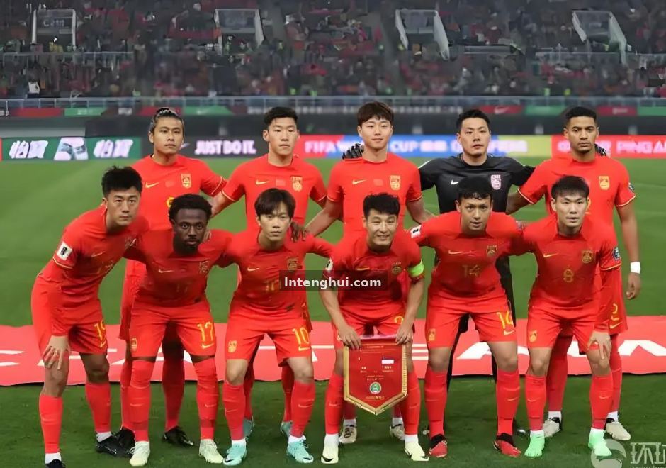 季后赛防守数据怎么读：护筐、换防与犯规成本的三角平衡